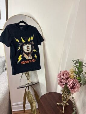 AC/DC Black 'Highway To Hell' Graphic Tee